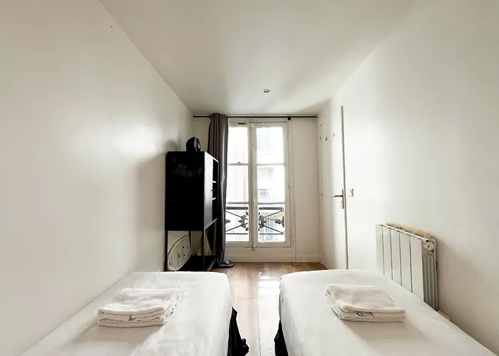 08 - Faubourg Bail Mobilite Apartmán Paříž